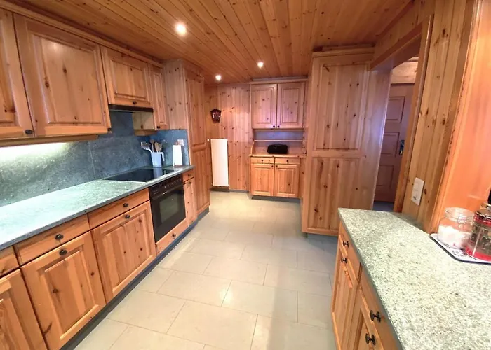 Alis - Grosses Chalet, Nahe Sportarena Und Skilift, Bis 9 Personen *