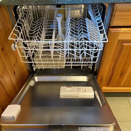 Appartamento Alis - Grosses Chalet, Nahe Sportarena Und Skilift, Bis 9 Personen Leukerbad