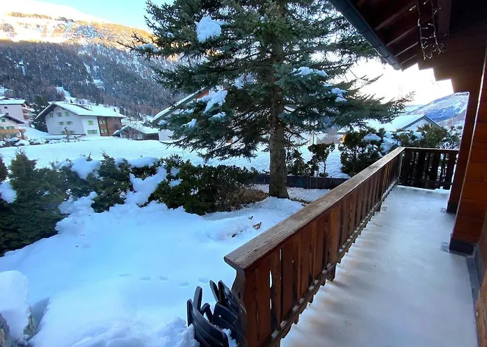 Alis - Grosses Chalet, Nahe Sportarena Und Skilift, Bis 9 Personen * Leukerbad